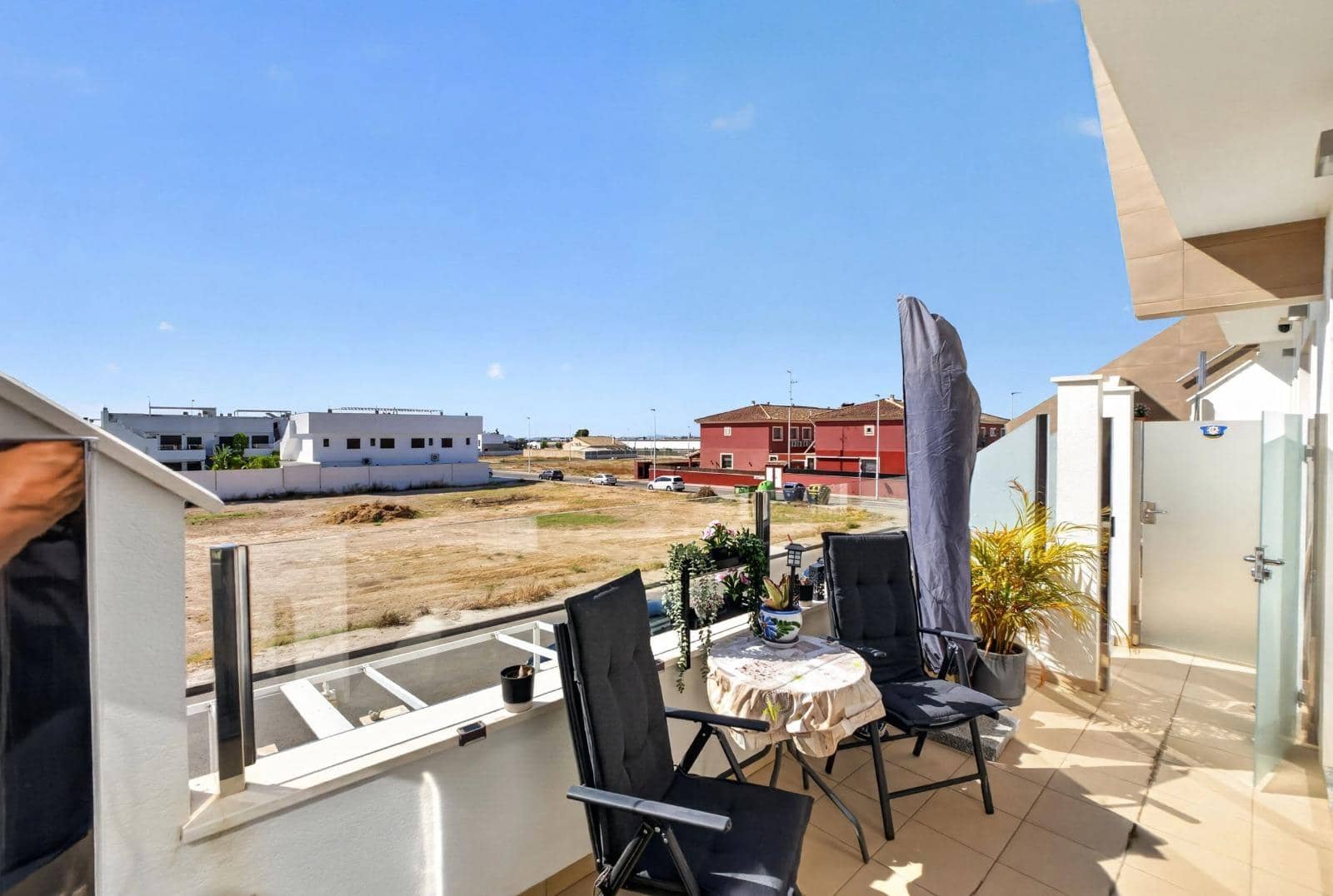 Ático de 2 habitaciones en Torre de la Horadada en venta con piscina - 285.000 € (Ref: 10011611)