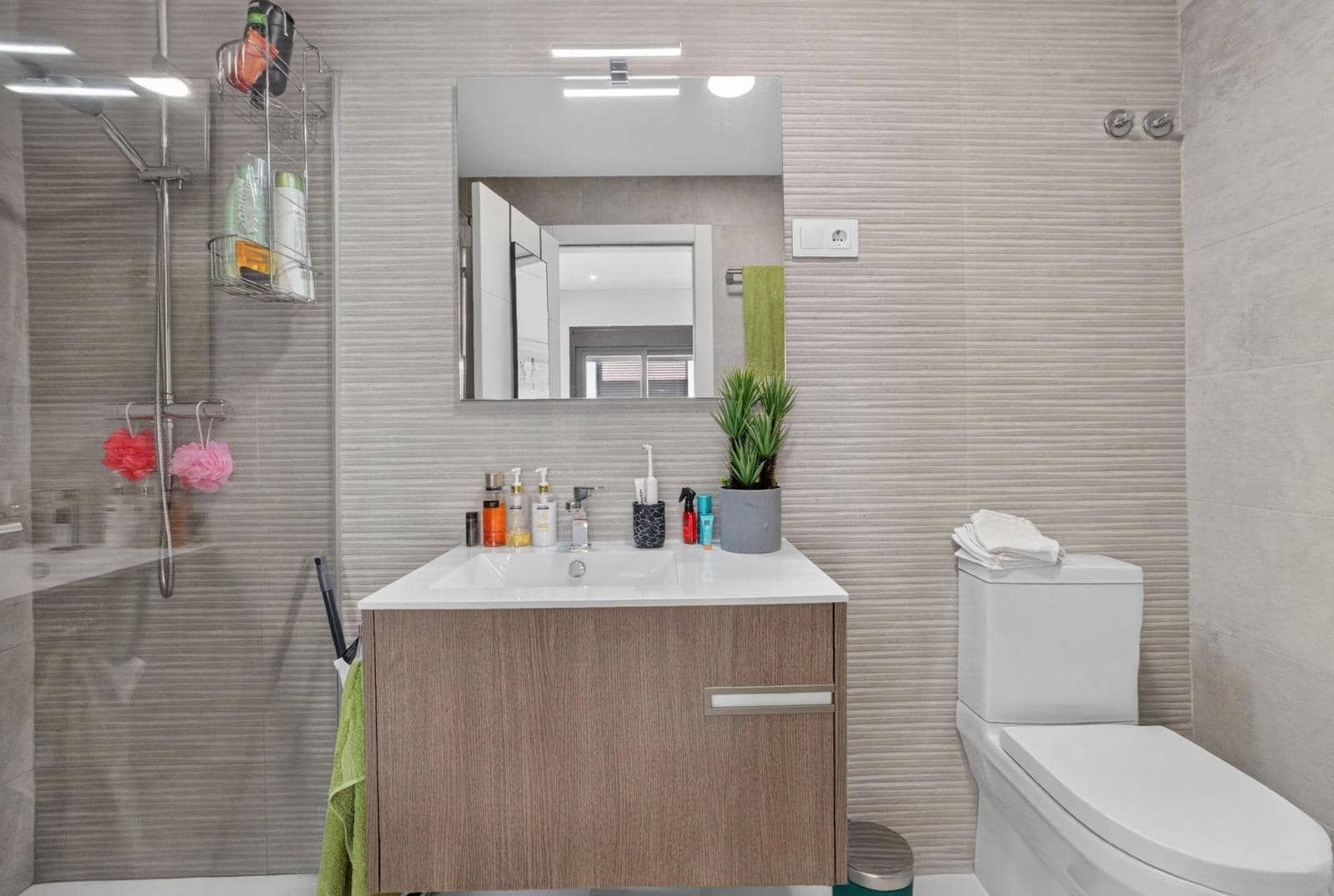 Ático de 2 habitaciones en Torre de la Horadada en venta con piscina - 285.000 € (Ref: 10011611)