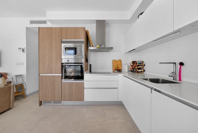 Ático de 2 habitaciones en Torre de la Horadada, Pilar de la Horadada en venta con piscina - 285.000 € (Ref: 10011611)