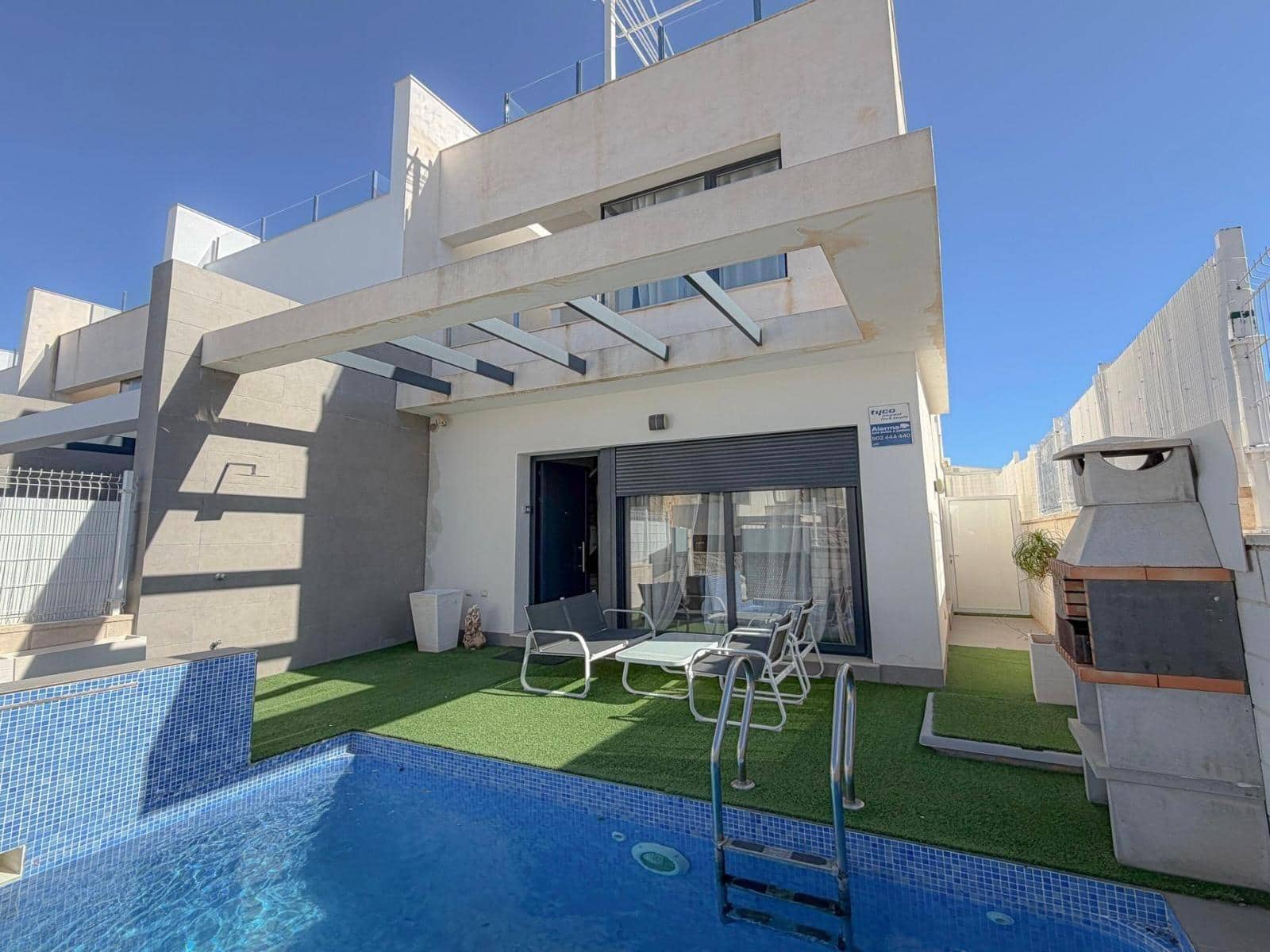 3 Zimmer Doppelhaus zu verkaufen in Orihuela Costa mit Pool - 289.900 € (Ref: 10013317)