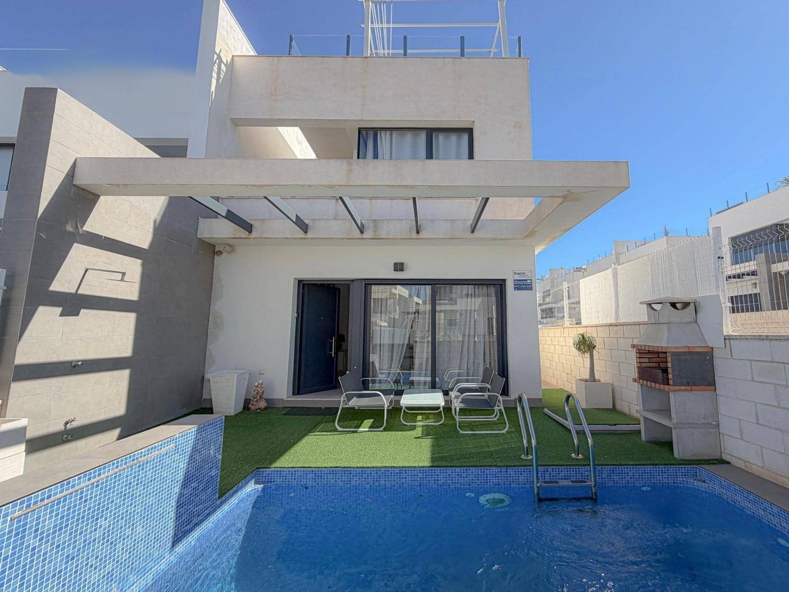 3 Zimmer Doppelhaus zu verkaufen in Orihuela Costa mit Pool - 289.900 € (Ref: 10013317)