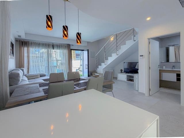 3 slaapkamer Halfvrijstaande villa te koop in Orihuela Costa, Orihuela met zwembad - € 289.900 (Ref: 10013317)