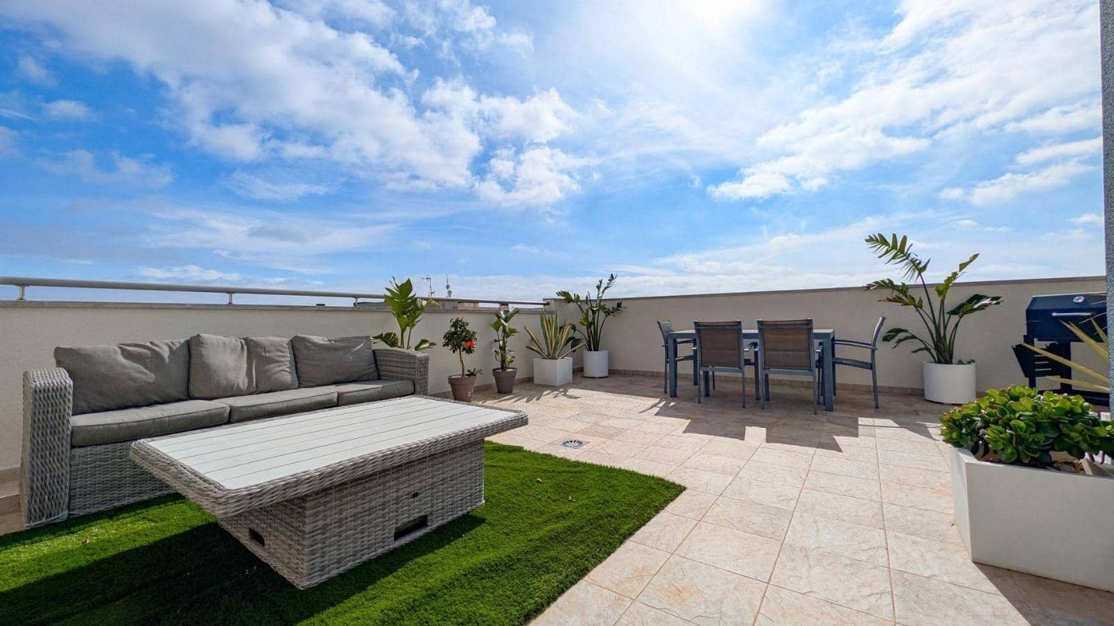 2 soveværelse Penthouse til salg i Los Dolses med swimmingpool - € 319.800 (Ref: 10013318)