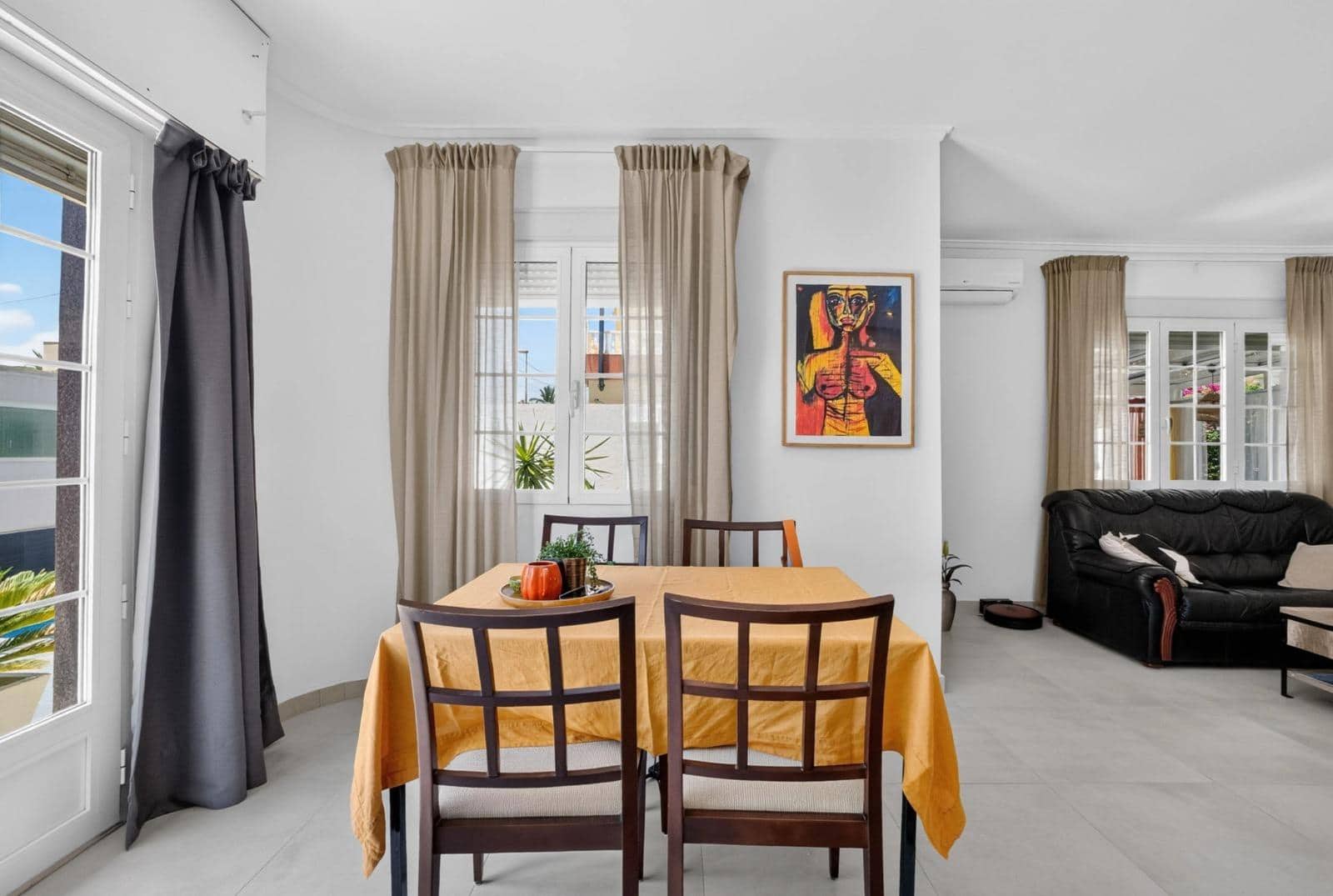 2 slaapkamer Villa te koop in Pilar de la Horadada met zwembad garage - € 379.000 (Ref: 10015765)