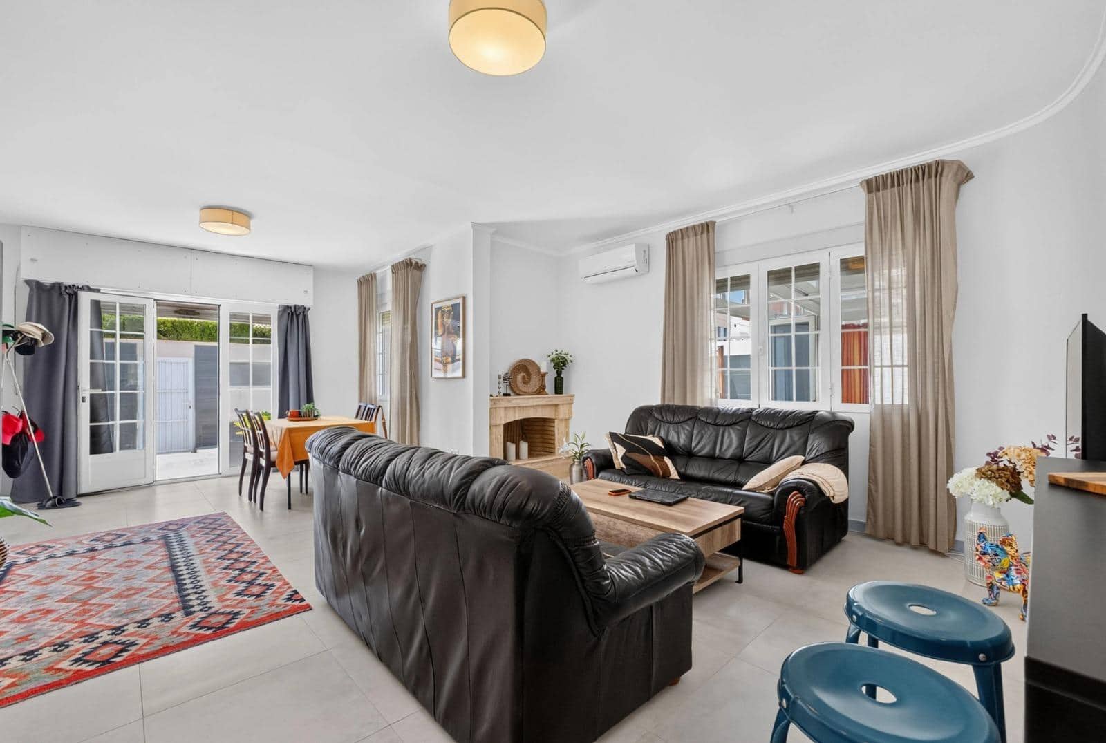 2 slaapkamer Villa te koop in Pilar de la Horadada met zwembad garage - € 379.000 (Ref: 10015765)