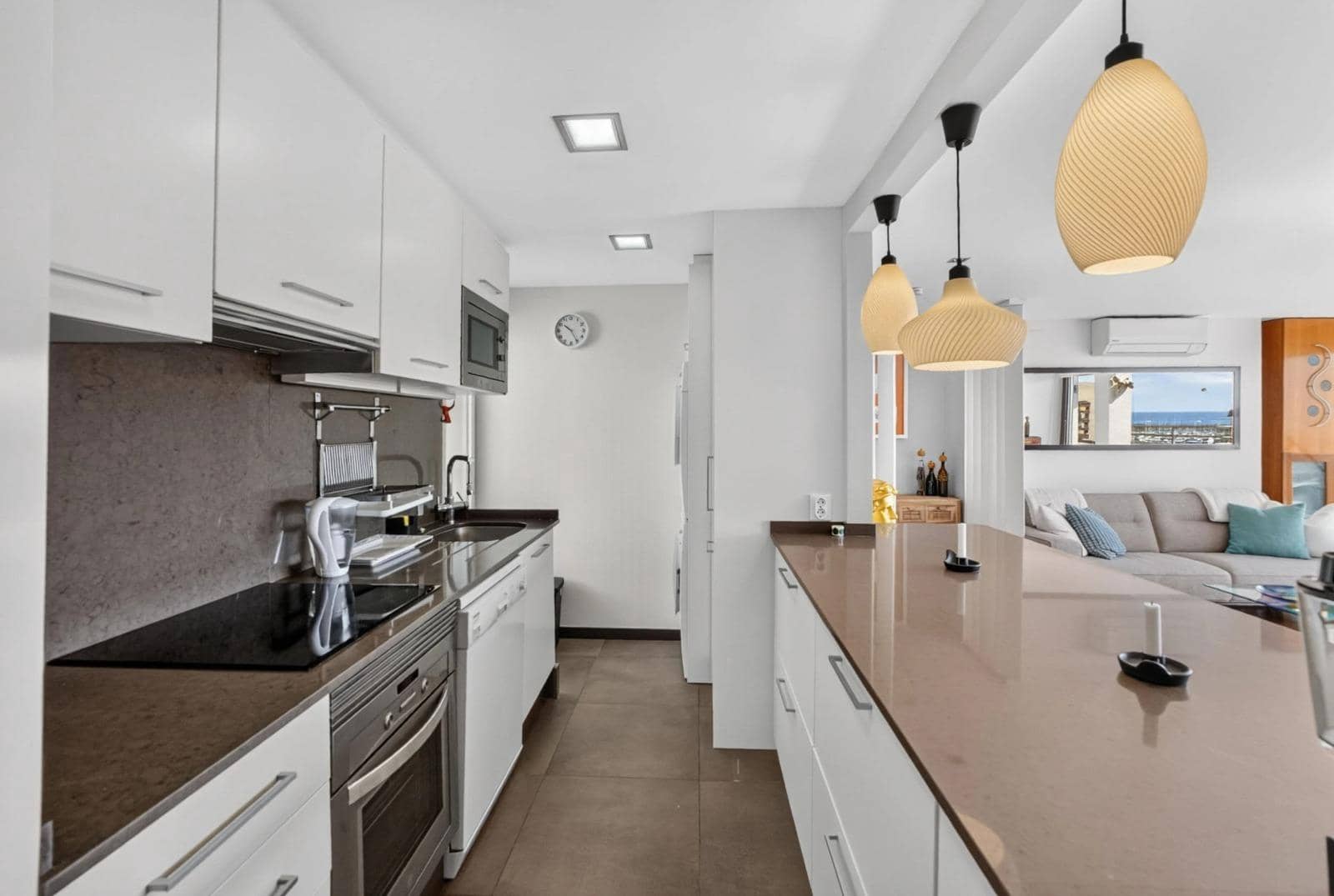 2 bedroom Penthouse for sale in Torrevieja - € 299,000 (Ref: 10015766)