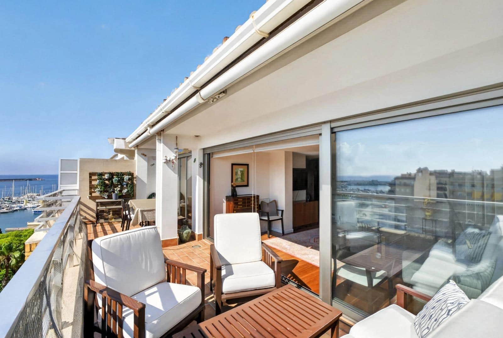2 bedroom Penthouse for sale in Torrevieja - € 299,000 (Ref: 10015766)
