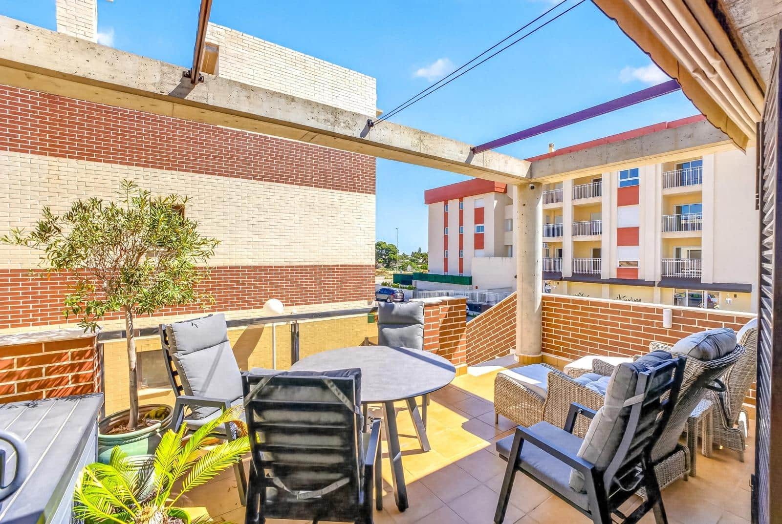 3 soverom Leilighet til salgs i Orihuela Costa med svømmebasseng garasje - € 249 900 (Ref: 10017661)