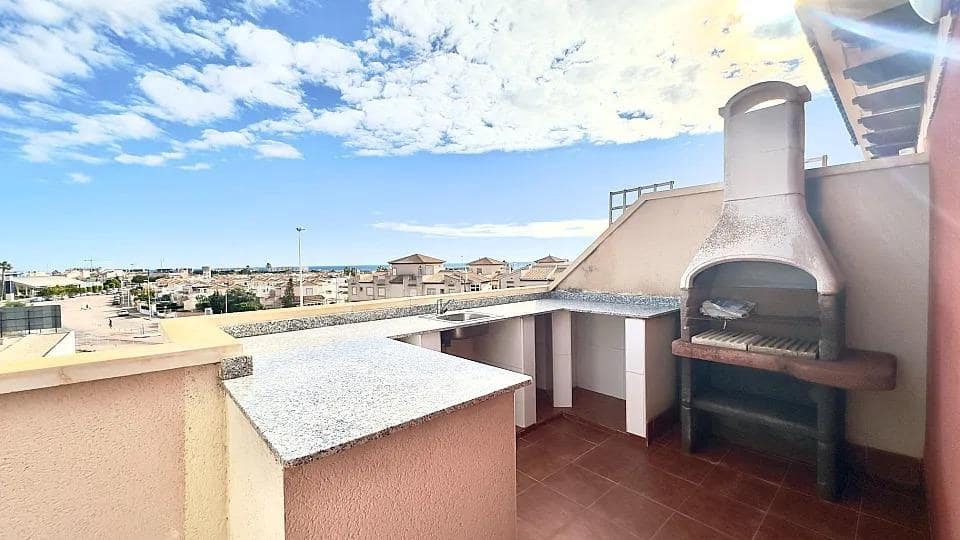 2 bedroom Penthouse for sale in Orihuela Costa with pool - € 229,900 (Ref: 10017662)