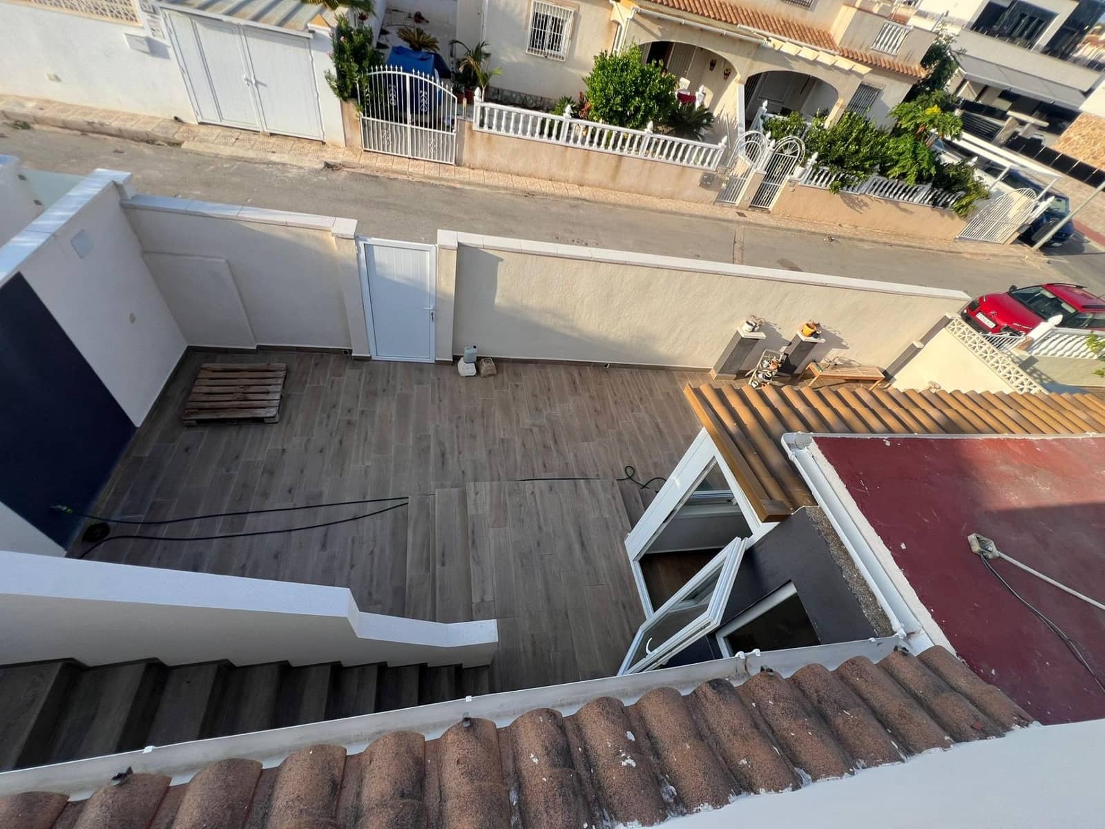 Bungalow de 2 habitaciones en Torrevieja en venta con piscina - 260.000 € (Ref: 10019179)