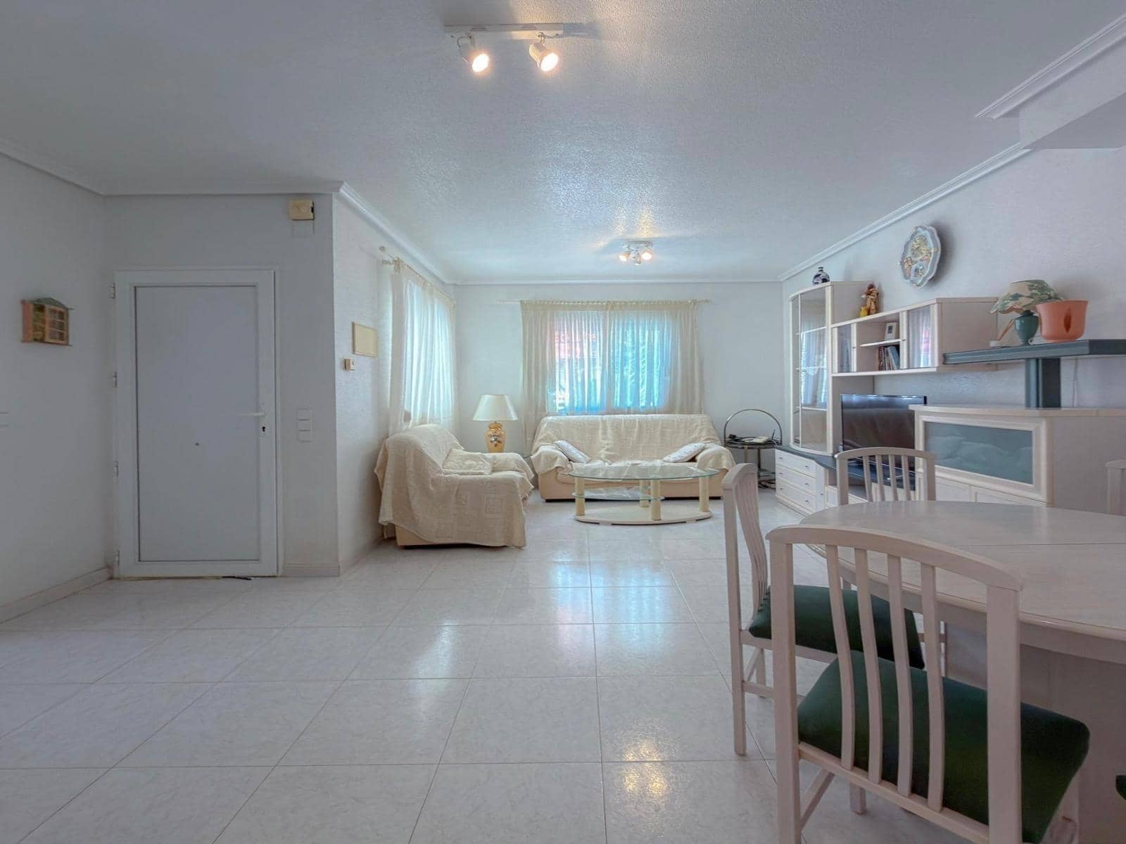 3 bedroom Villa for sale in Orihuela Costa with pool - € 249,900 (Ref: 10025909)