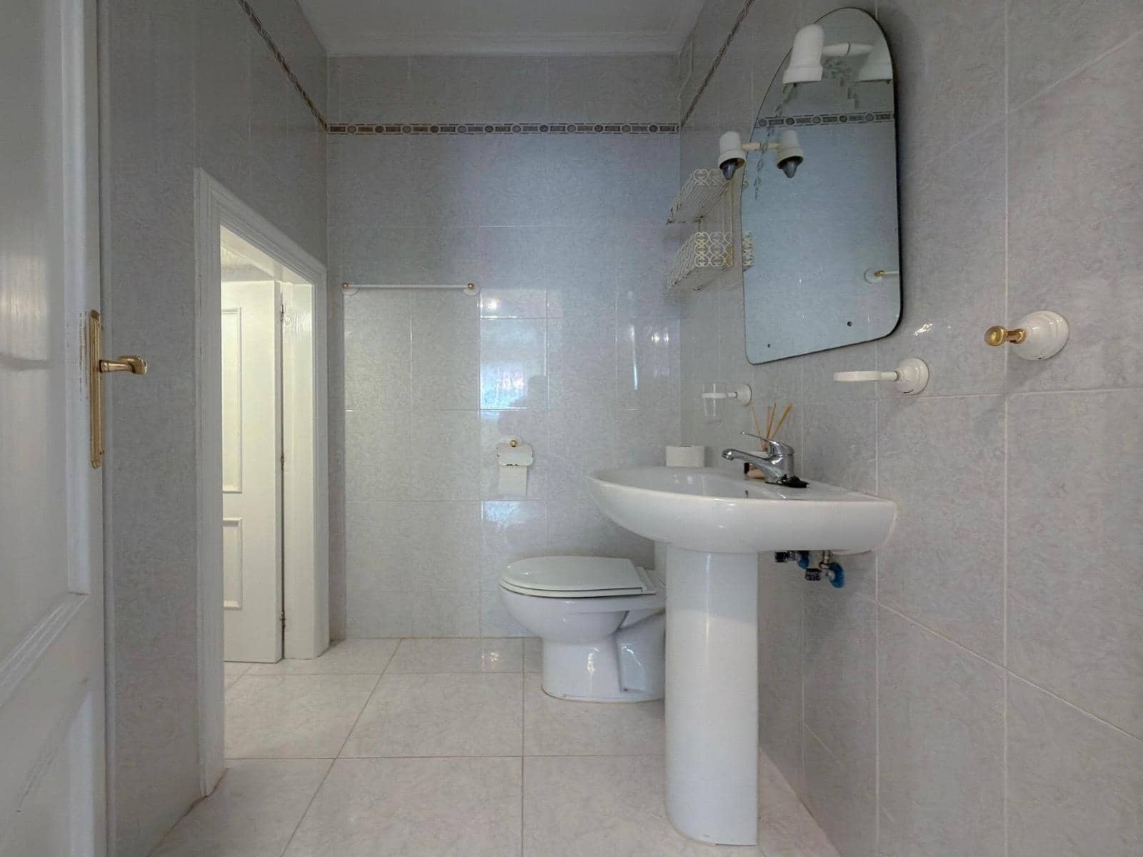3 bedroom Villa for sale in Orihuela Costa with pool - € 249,900 (Ref: 10025909)