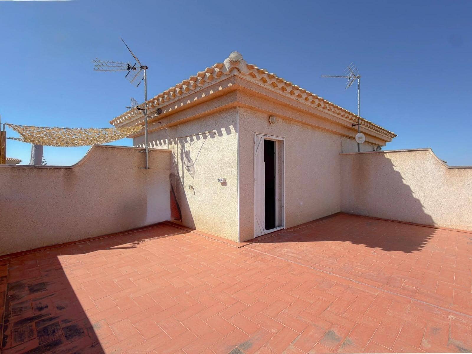 3 bedroom Villa for sale in Orihuela Costa with pool - € 249,900 (Ref: 10025909)