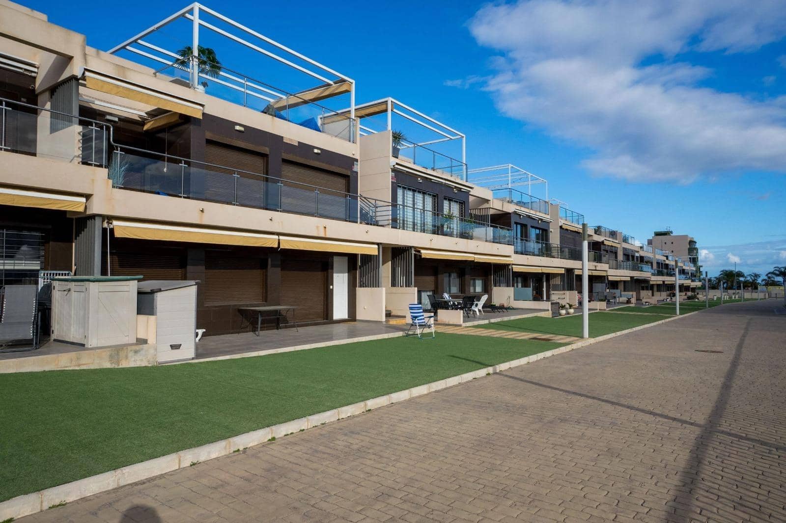 2 quarto Apartamento para venda em Pilar de la Horadada com piscina - 240 000 € (Ref: 10045225)