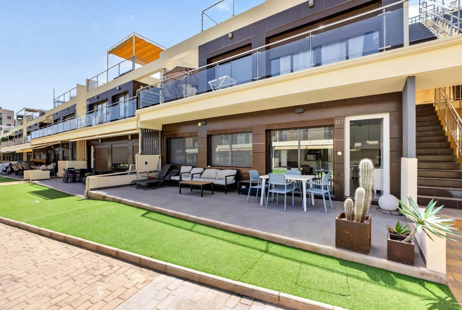 2 quarto Apartamento para venda em Pilar de la Horadada com piscina - 240 000 € (Ref: 10045225)