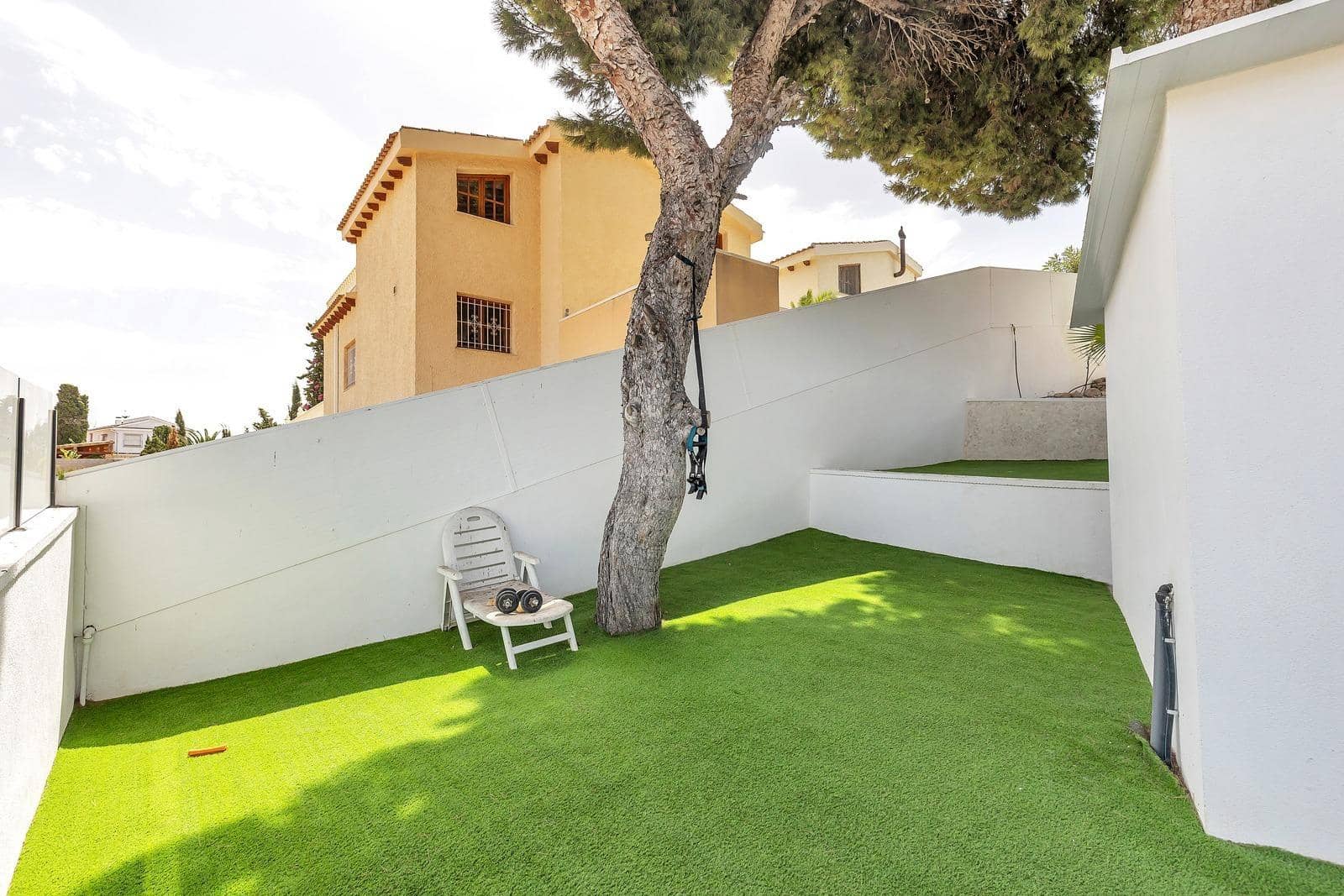 6 sypialnia Willa na sprzedaż w Los Balcones z basenem garażem - 849 000 € (Ref: 10045226)