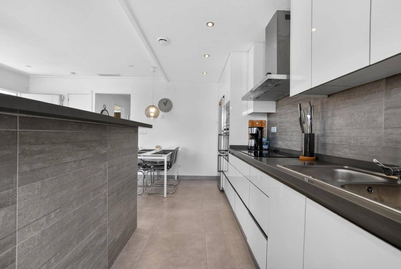 2 Zimmer Apartment zu verkaufen in Punta Prima mit Pool Garage - 284.000 € (Ref: 10050353)