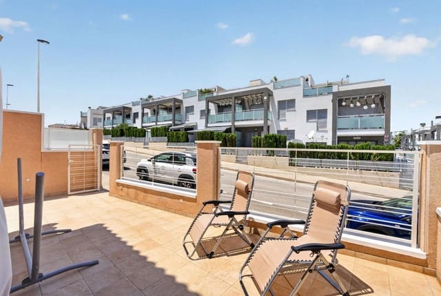 2 Zimmer Apartment zu verkaufen in Punta Prima, Torrevieja mit Pool Garage - 284.000 € (Ref: 10050353)