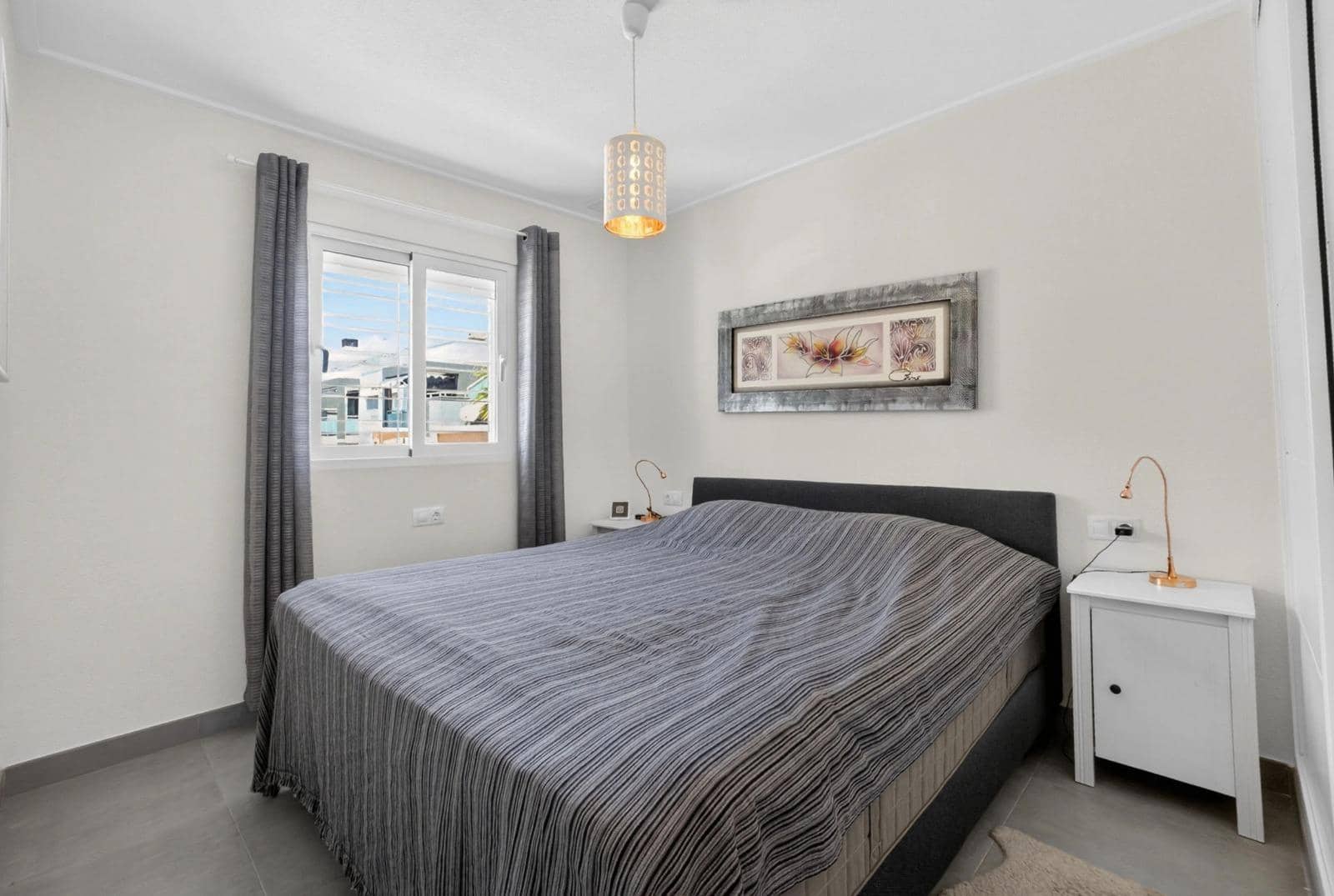 2 Zimmer Apartment zu verkaufen in Punta Prima mit Pool Garage - 284.000 € (Ref: 10050353)