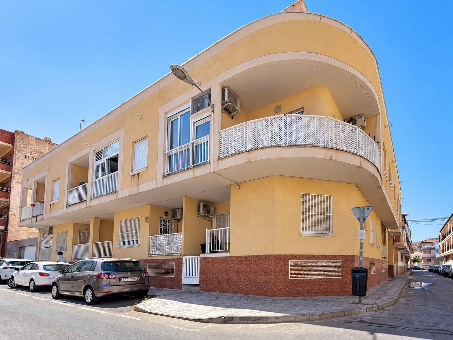 2 Zimmer Apartment zu verkaufen in Torrevieja - 127.900 € (Ref: 10055498)