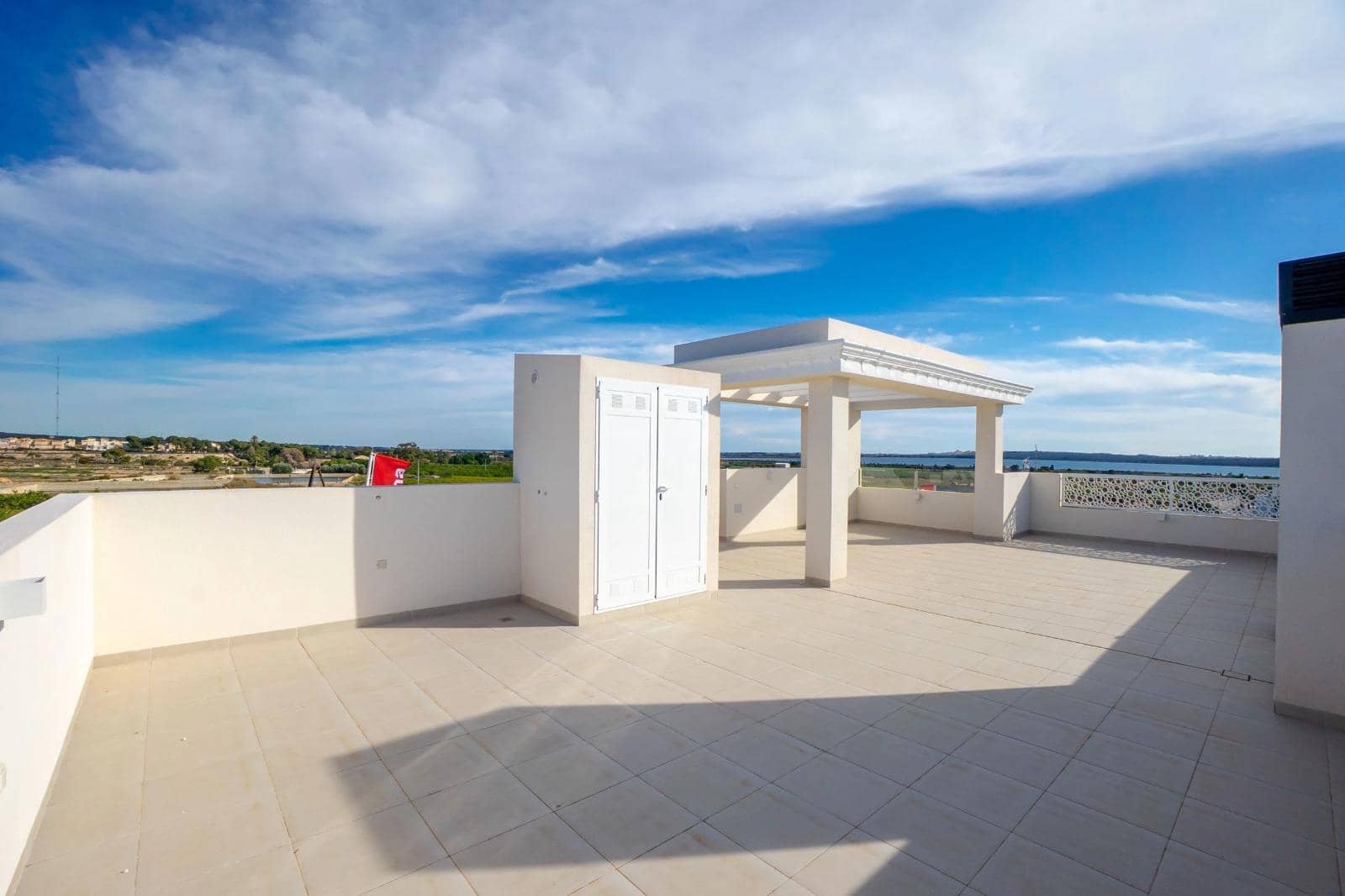 Ático de 2 habitaciones en Rojales en venta con piscina - 329.000 € (Ref: 10055499)