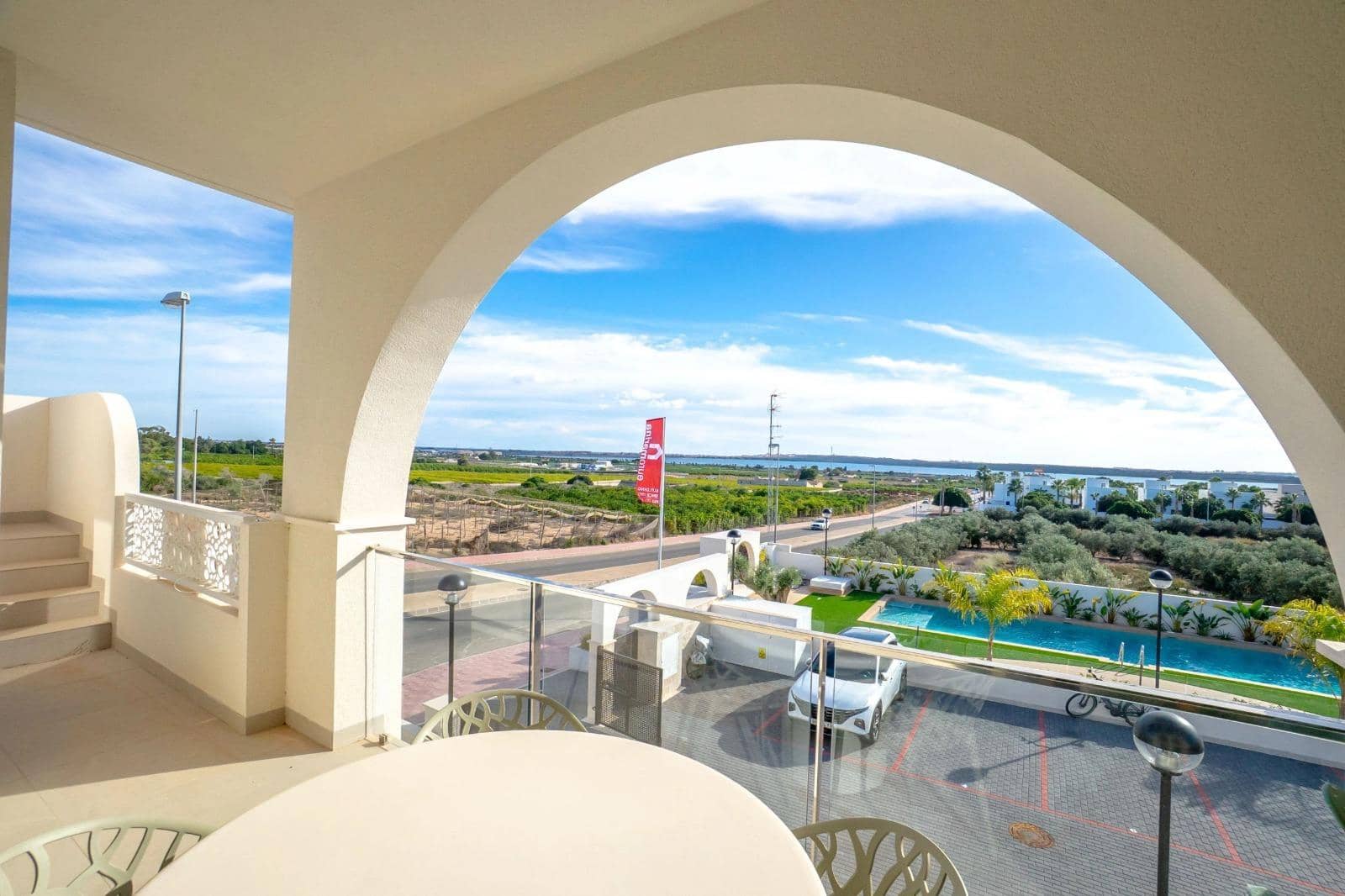 Ático de 2 habitaciones en Rojales en venta con piscina - 329.000 € (Ref: 10055499)