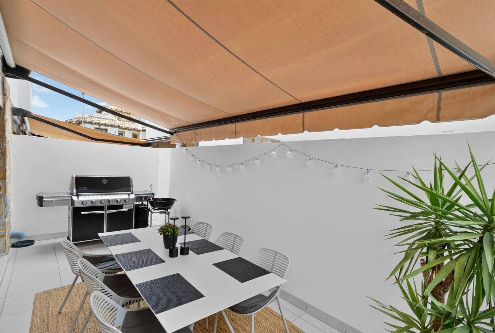 3 slaapkamer Rijtjeshuis te koop in Orihuela Costa met zwembad garage - € 329.000 (Ref: 10059426)