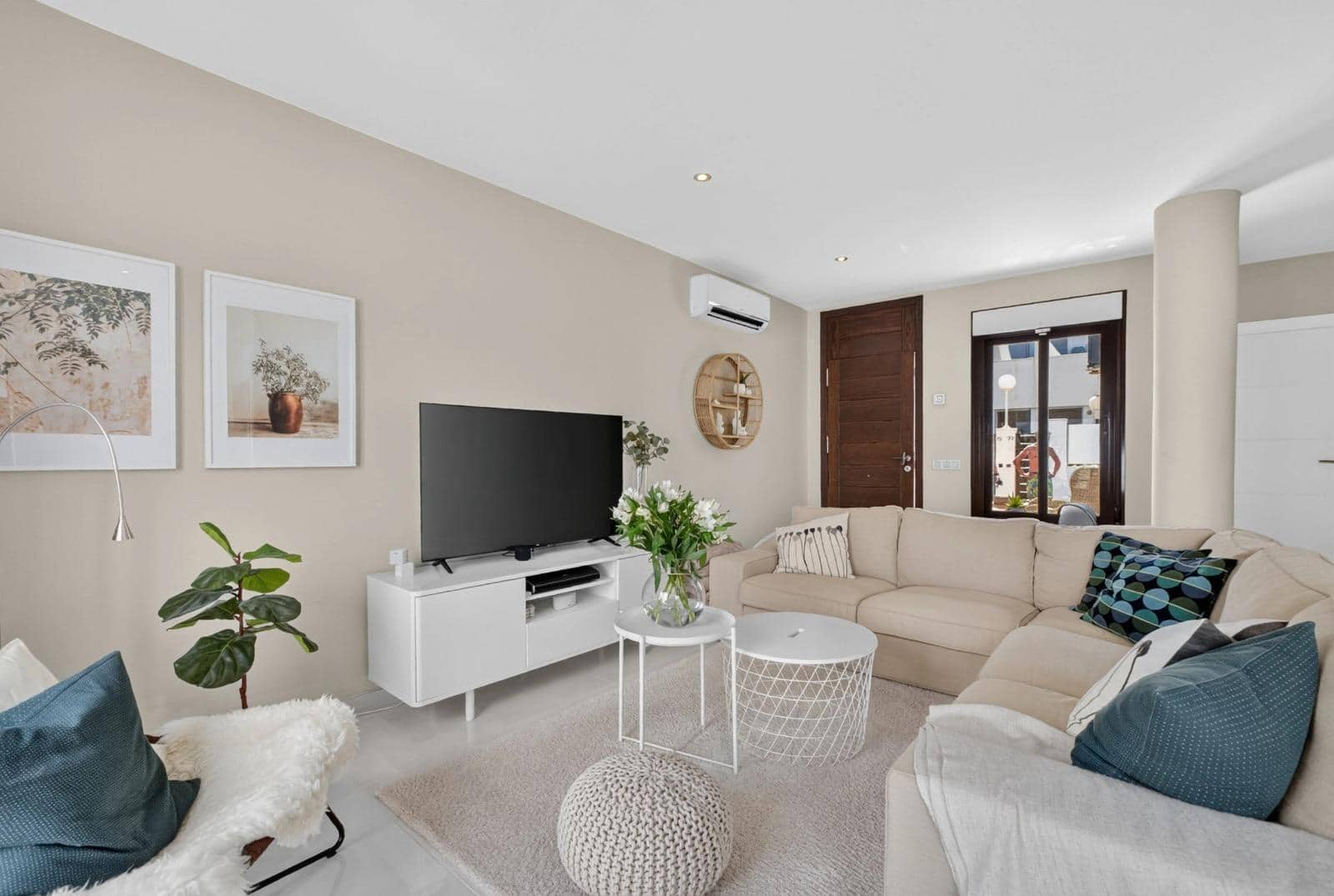 3 slaapkamer Rijtjeshuis te koop in Orihuela Costa met zwembad garage - € 329.000 (Ref: 10059426)
