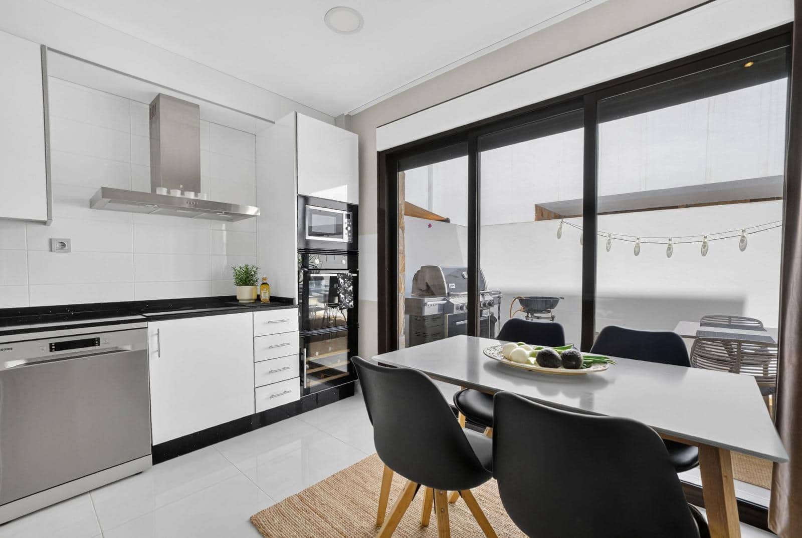 3 slaapkamer Rijtjeshuis te koop in Orihuela Costa met zwembad garage - € 329.000 (Ref: 10059426)