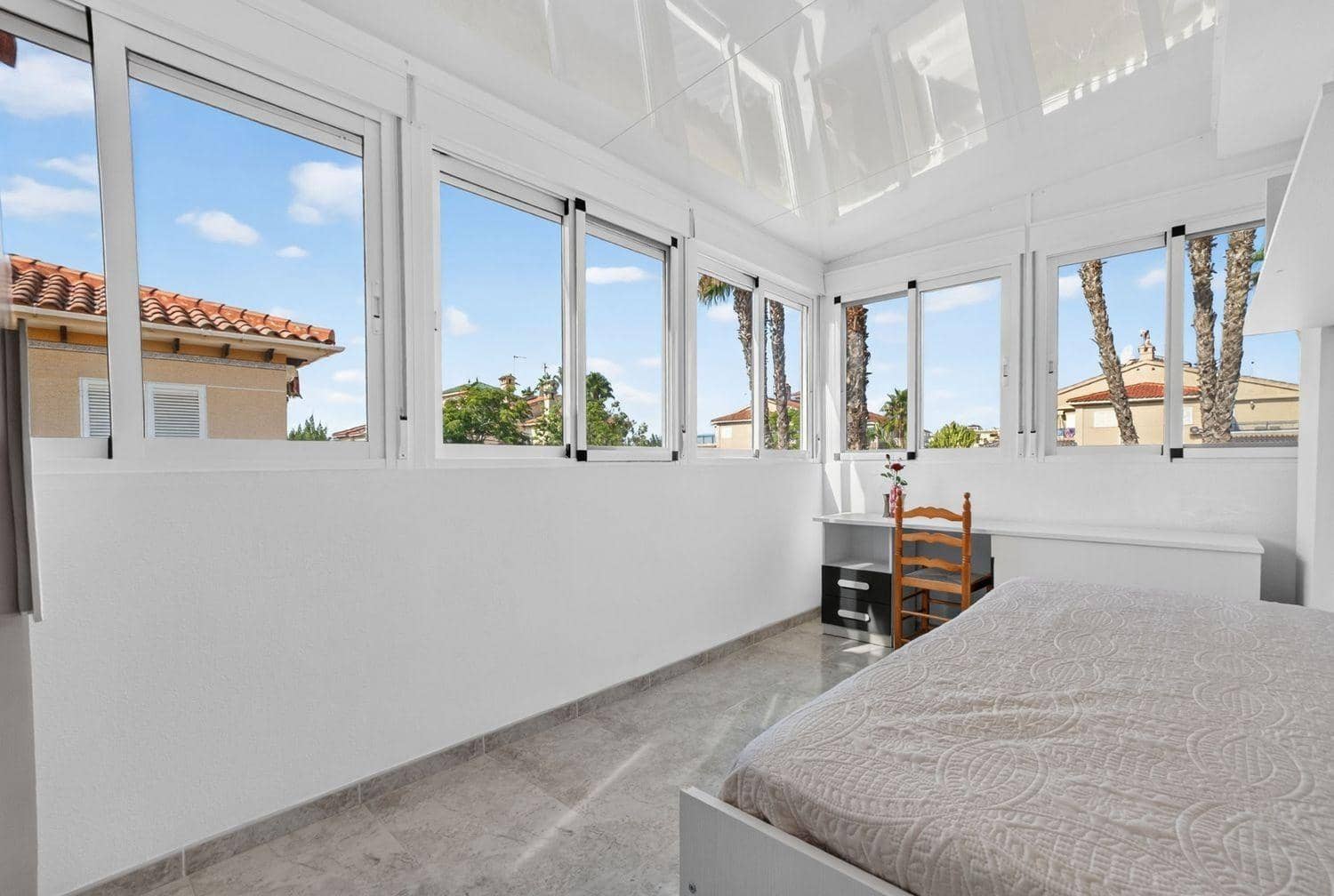 3 chambre Villa/Maison Mitoyenne à vendre à Orihuela Costa avec piscine - 279 000 € (Ref: 10067865)