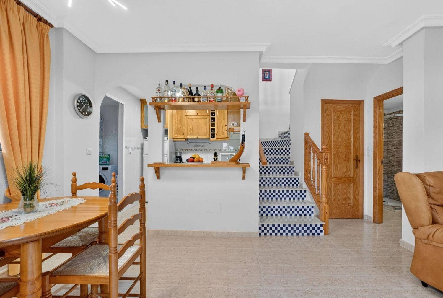 3 chambre Villa/Maison Mitoyenne à vendre à Orihuela Costa avec piscine - 279 000 € (Ref: 10067865)