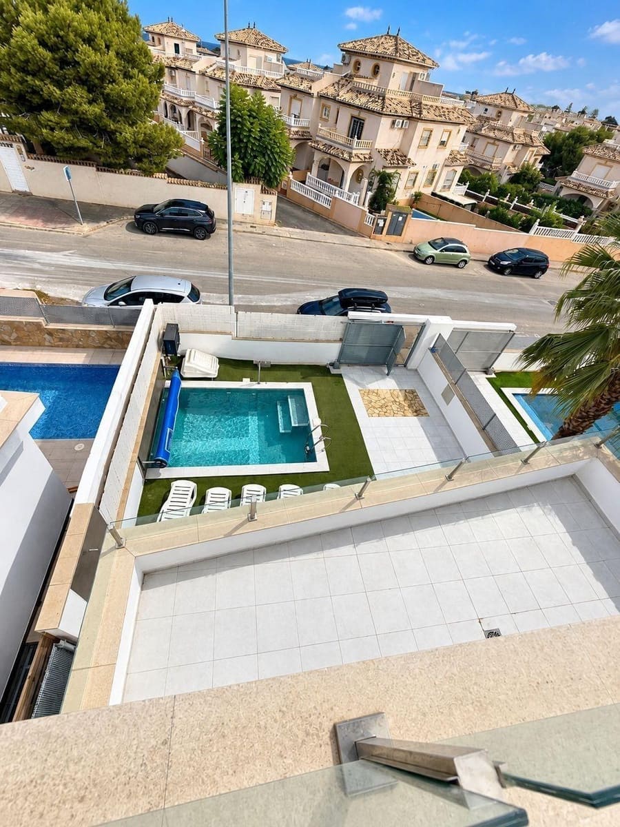 3 camera da letto Villa in vendita in Orihuela Costa con piscina - 399.900 € (Rif: 10070856)