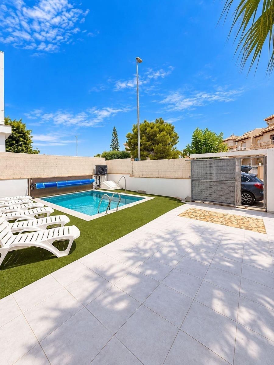 3 camera da letto Villa in vendita in Orihuela Costa con piscina - 399.900 € (Rif: 10070856)