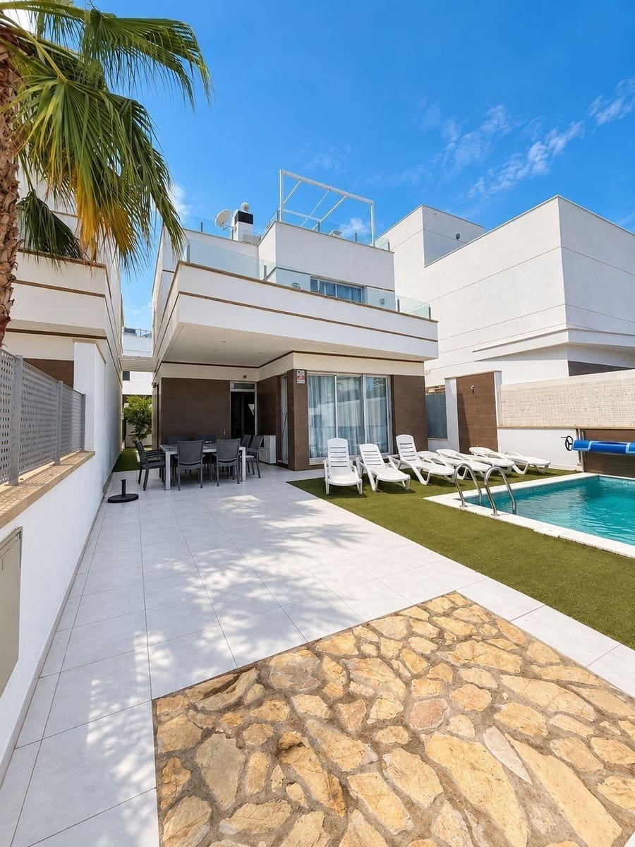 3 camera da letto Villa in vendita in Orihuela Costa con piscina - 399.900 € (Rif: 10070856)