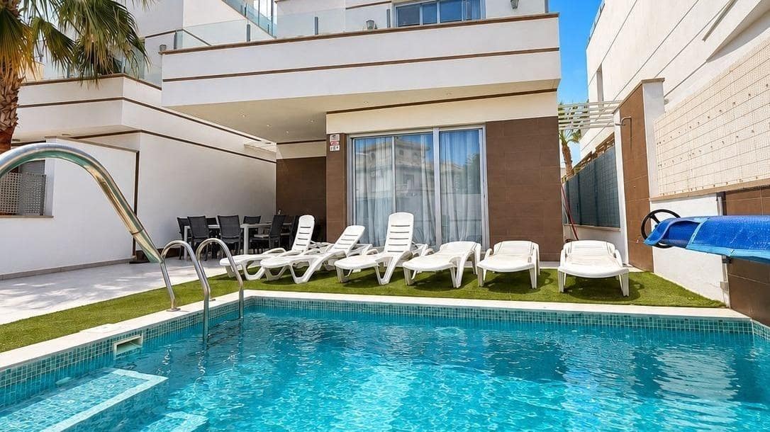 3 camera da letto Villa in vendita in Orihuela Costa con piscina - 399.900 € (Rif: 10070856)