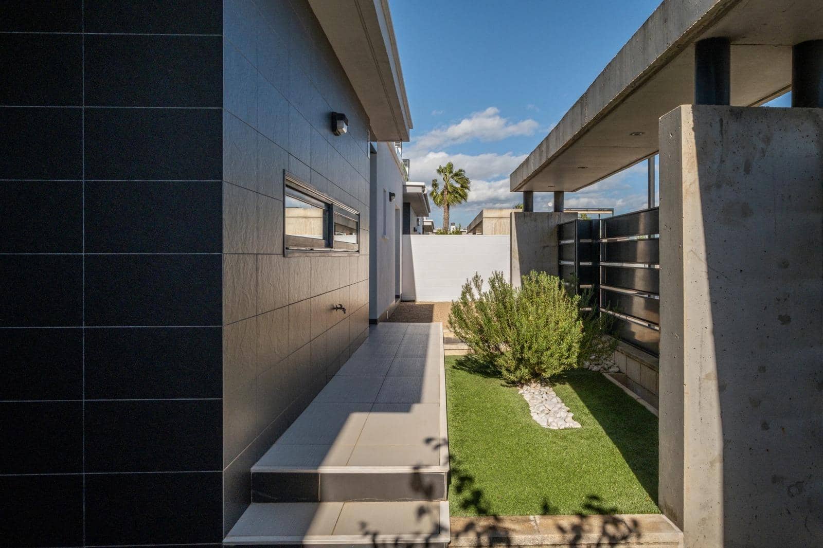 3 chambre Villa/Maison à vendre à Orihuela Costa avec piscine - 395 000 € (Ref: 10070857)