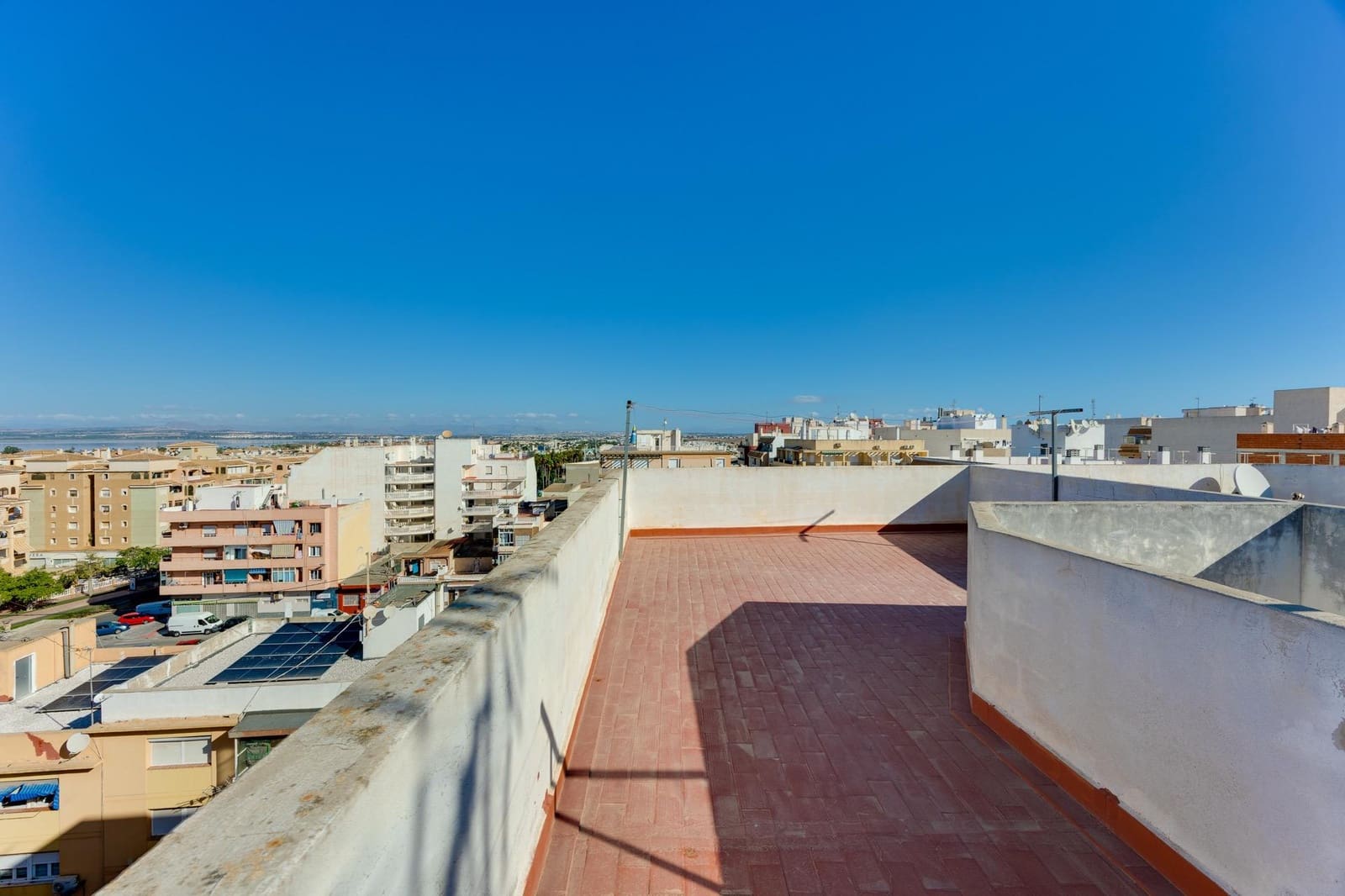 Apartamento de 3 habitaciones en Torrevieja en venta - 169.000 € (Ref: 10072621)