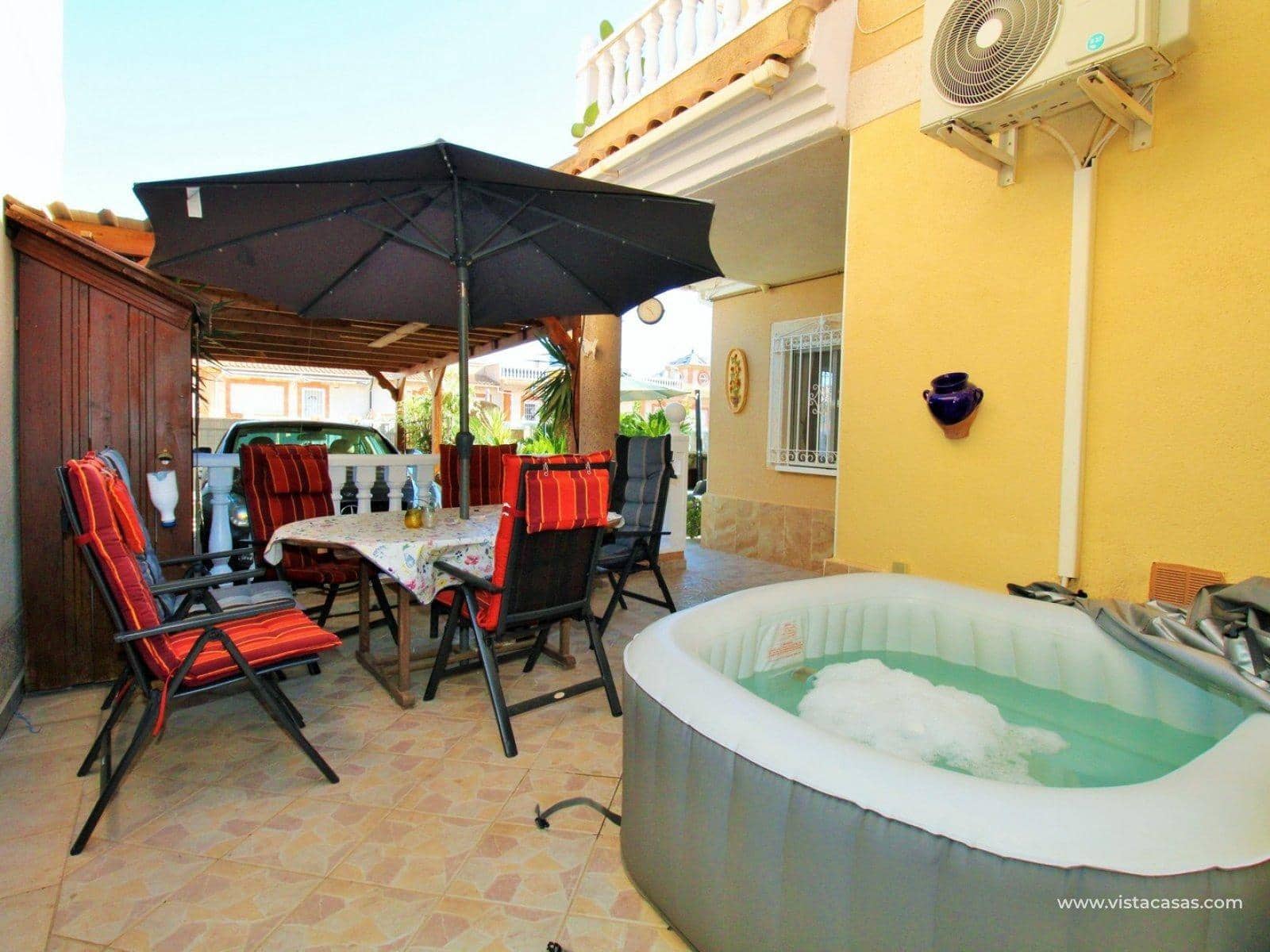 3 Zimmer Villa zu verkaufen in Playa Flamenca mit Pool - 259.950 € (Ref: 10072622)