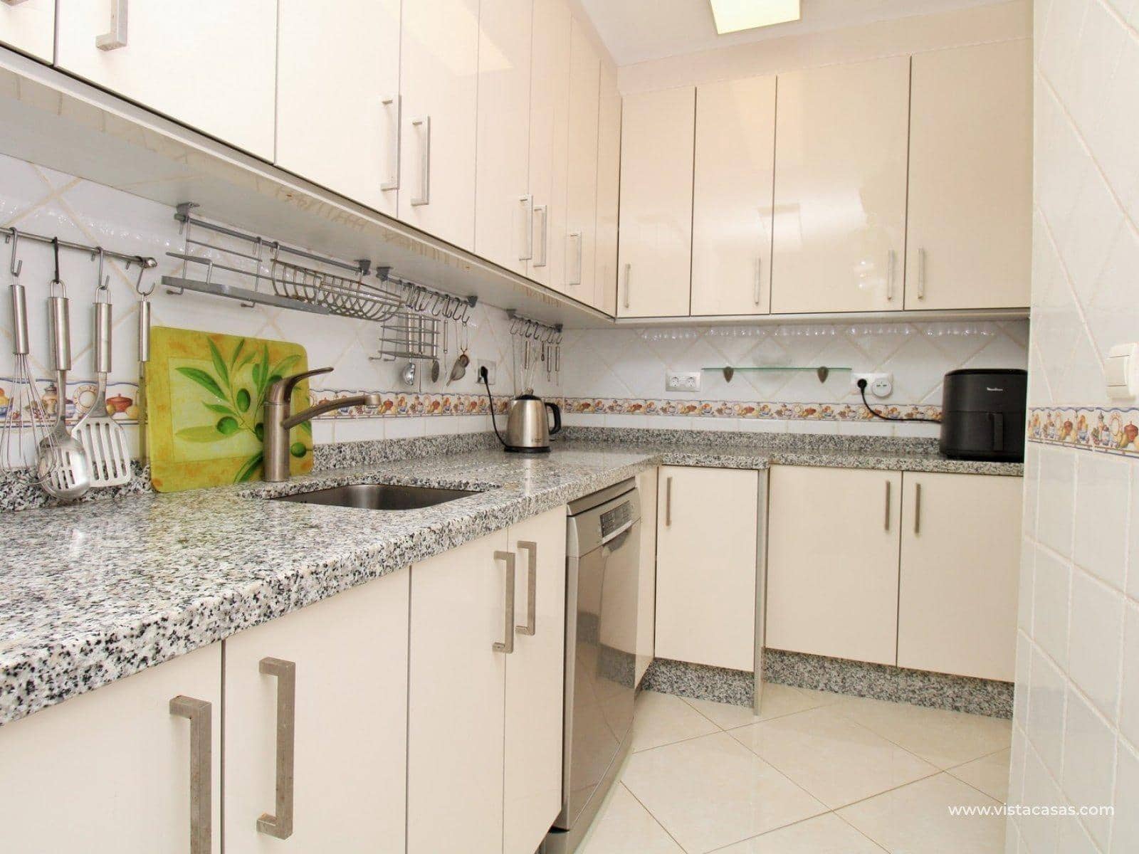 3 Zimmer Villa zu verkaufen in Playa Flamenca mit Pool - 259.950 € (Ref: 10072622)