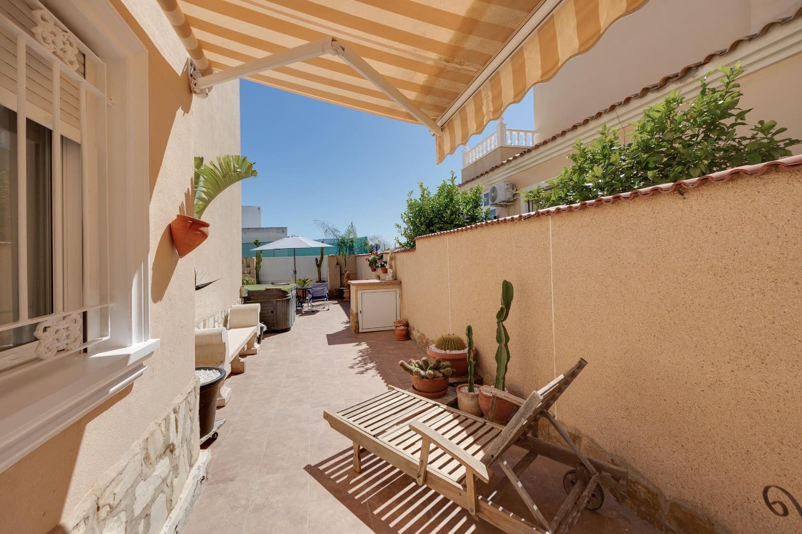 3 soverom Villa til salgs i Orihuela Costa med svømmebasseng - € 229 000 (Ref: 10089625)