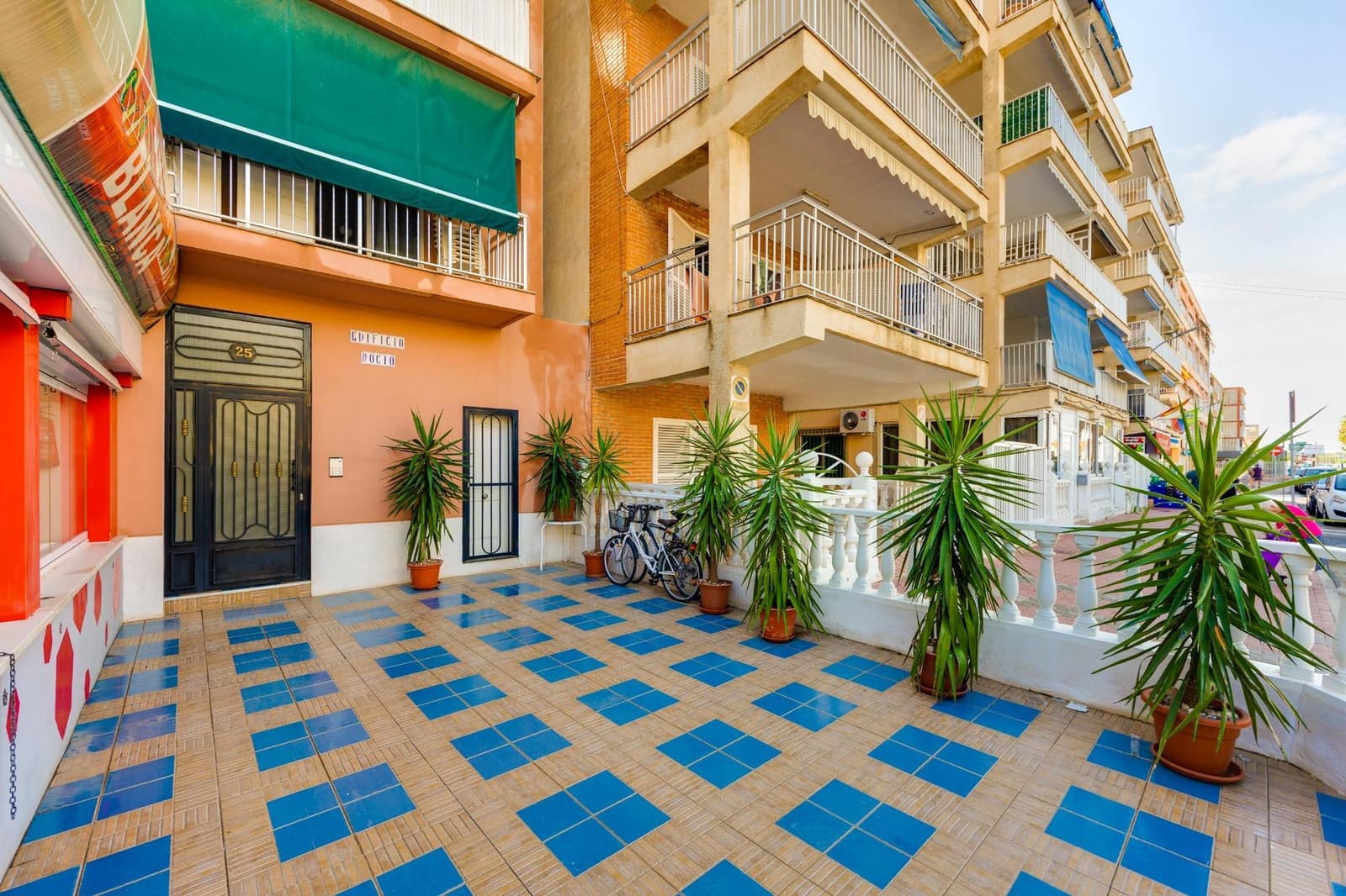 3 soveværelse Lejlighed til salg i Torrevieja - € 265.000 (Ref: 10098341)