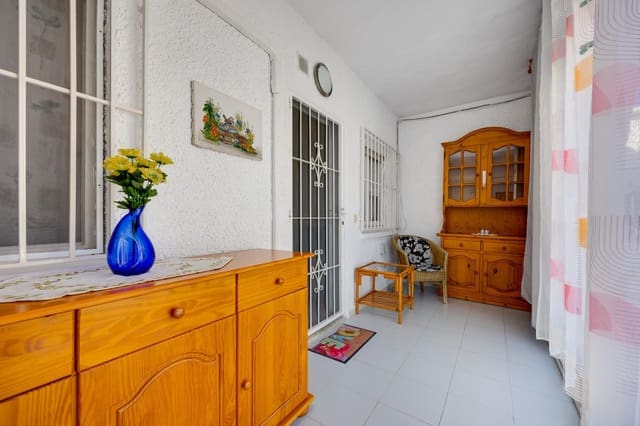 2 quarto Bungalow para venda em San Luis, Torrevieja - 115 000 € (Ref: 10100399)