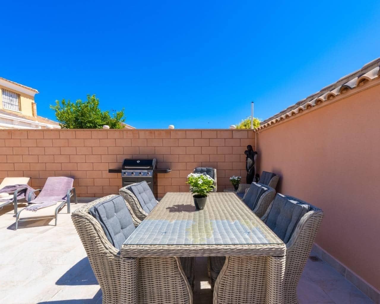 3 chambre Villa/Maison à vendre à La Florida avec piscine - 330 000 € (Ref: 10109896)
