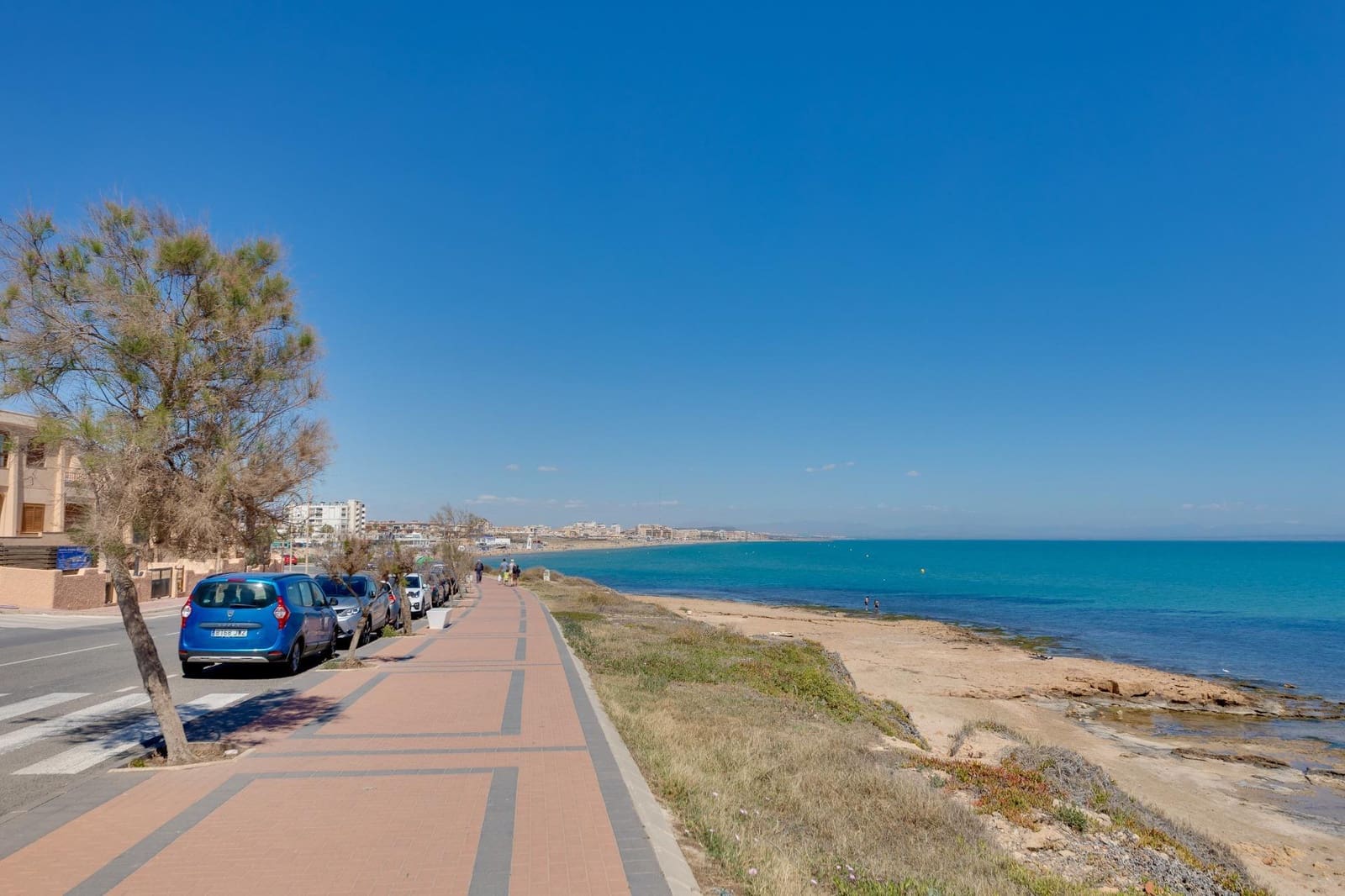 Apartamento de 2 habitaciones en Torrevieja en venta con piscina - 169.990 € (Ref: 10151470)