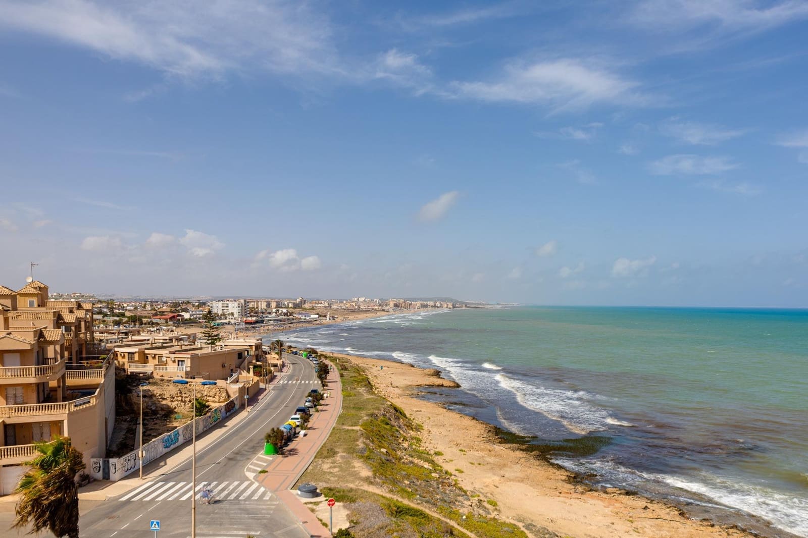 Apartamento de 2 habitaciones en Torrevieja en venta con piscina - 169.990 € (Ref: 10151470)