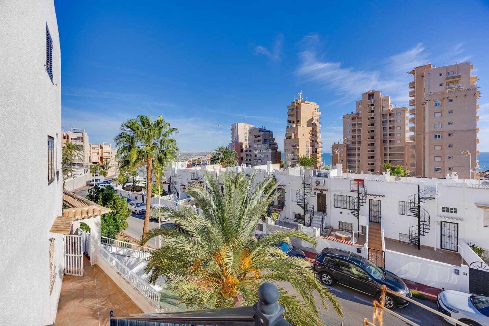 Apartamento de 2 habitaciones en Torrevieja en venta con piscina - 169.990 € (Ref: 10151470)