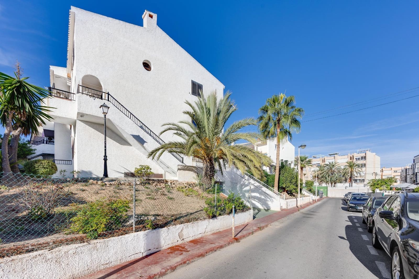 Apartamento de 2 habitaciones en Torrevieja en venta con piscina - 169.990 € (Ref: 10151470)