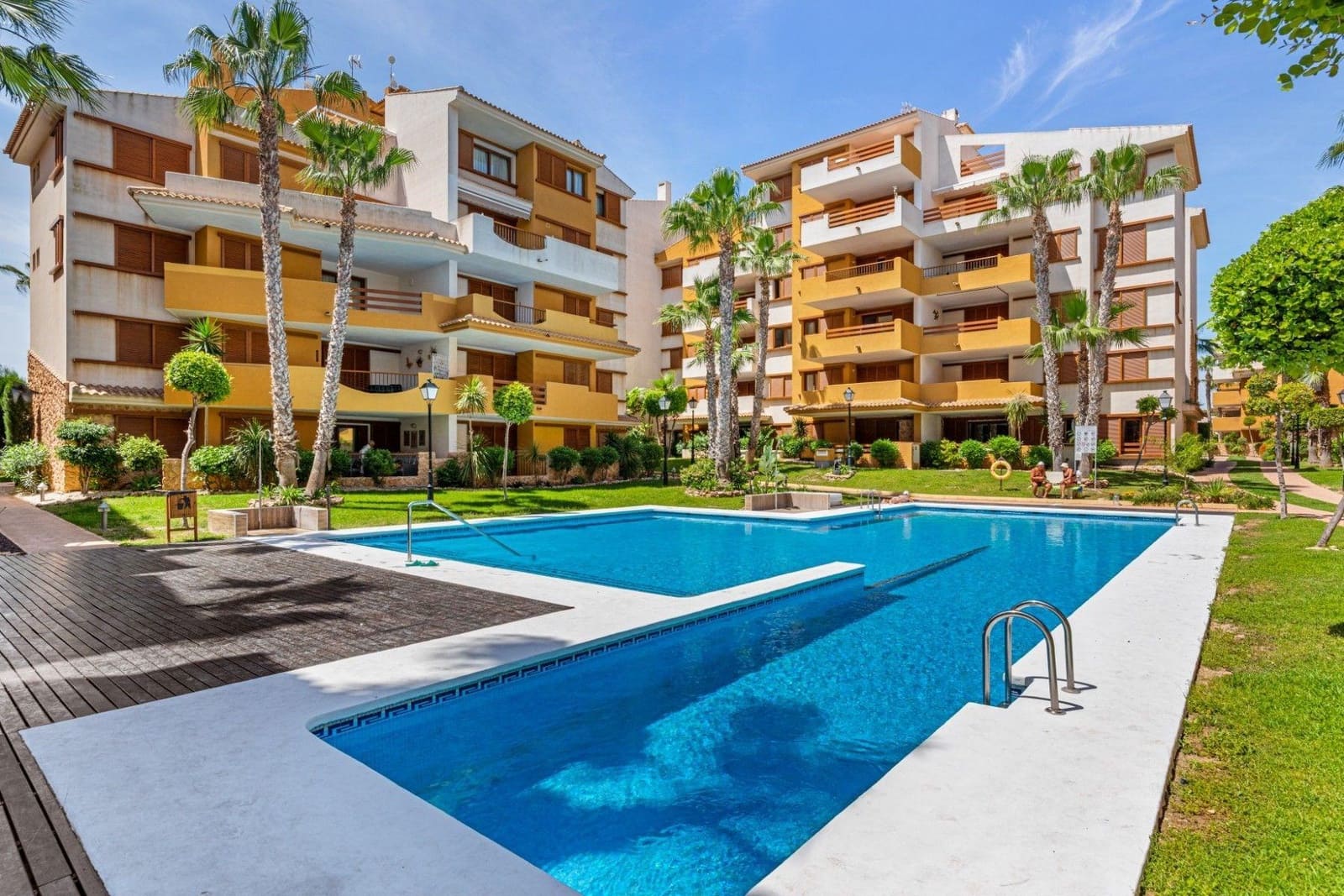 2 chambre Appartement à vendre à Punta Prima avec piscine garage - 264 900 € (Ref: 10155446)