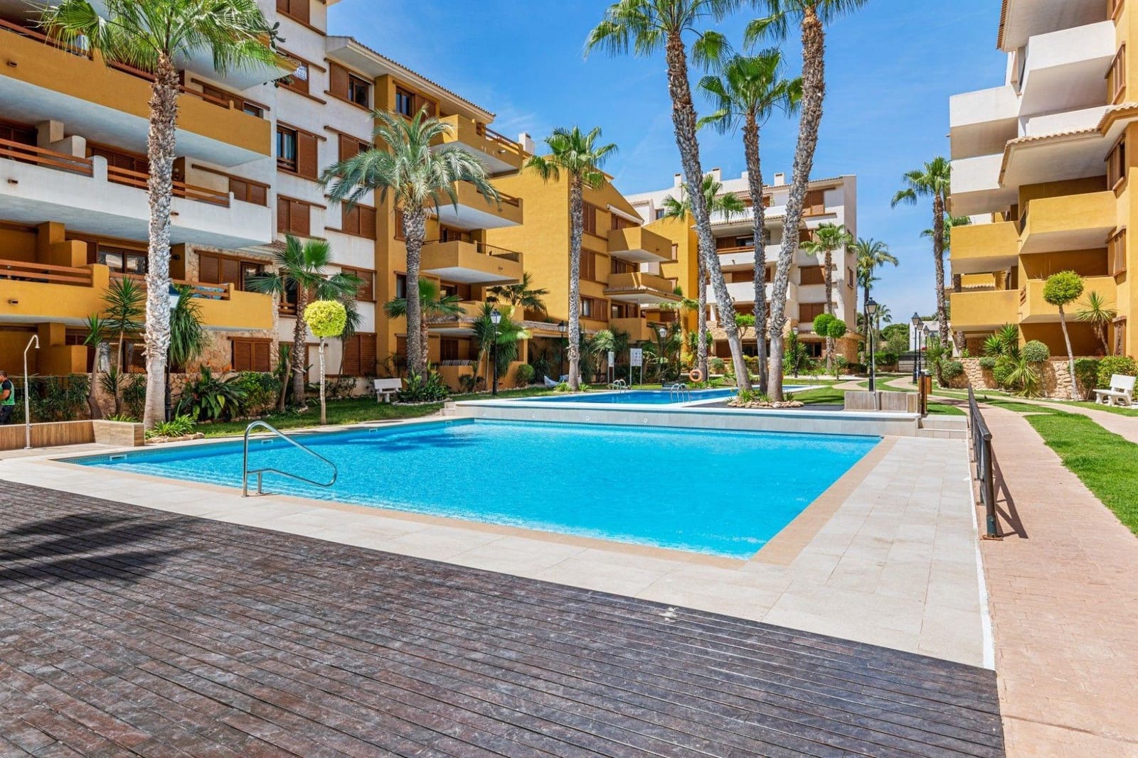 2 chambre Appartement à vendre à Punta Prima avec piscine garage - 264 900 € (Ref: 10155446)