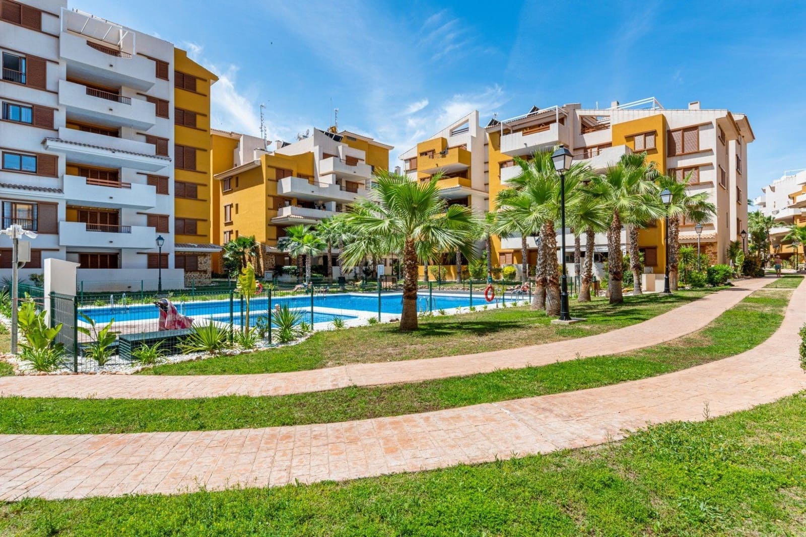 2 chambre Appartement à vendre à Punta Prima avec piscine garage - 264 900 € (Ref: 10155446)